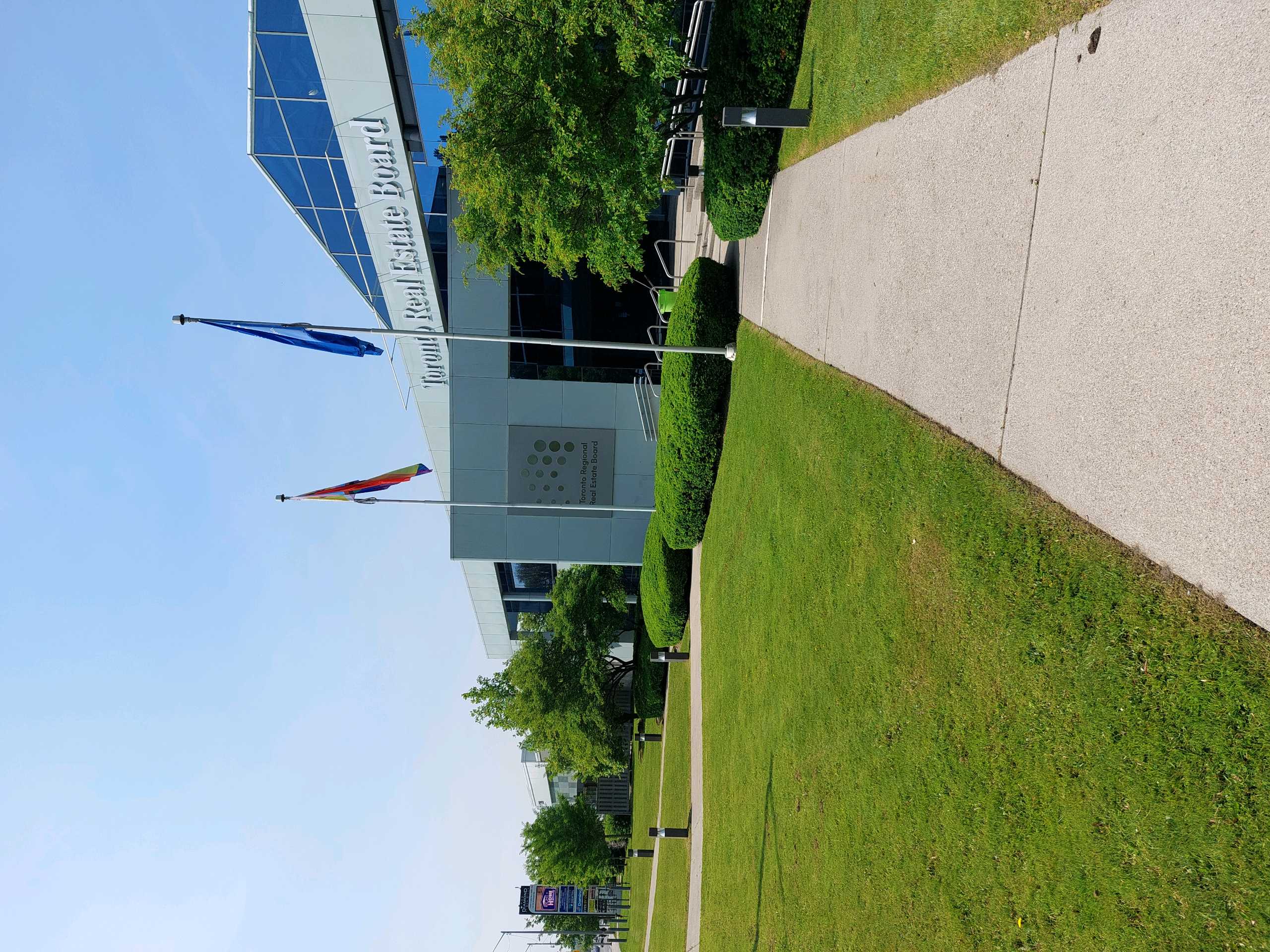 heavy focus on lawn space