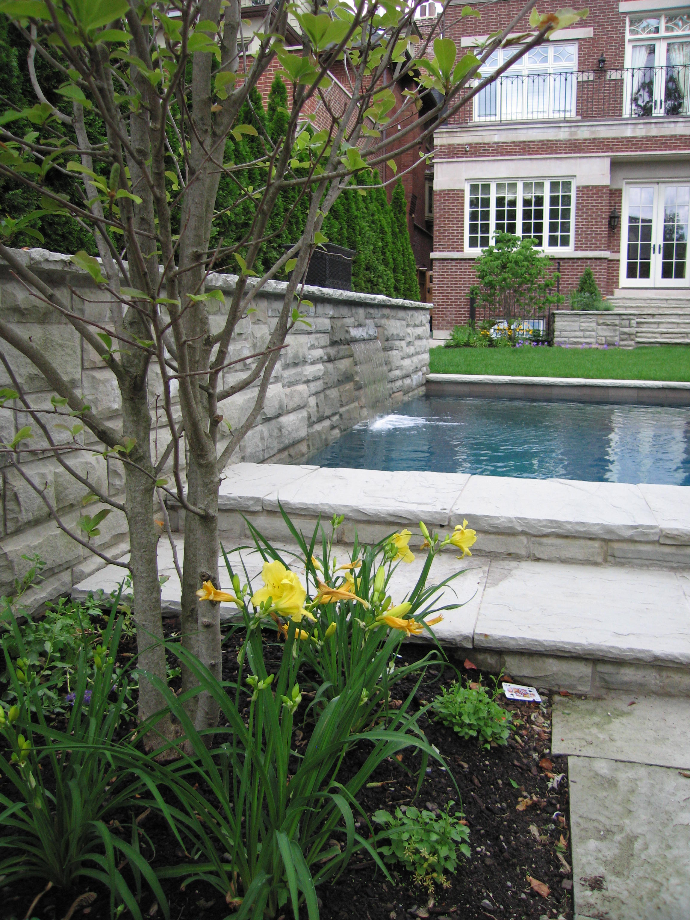 Garden Bed angle view of the pool