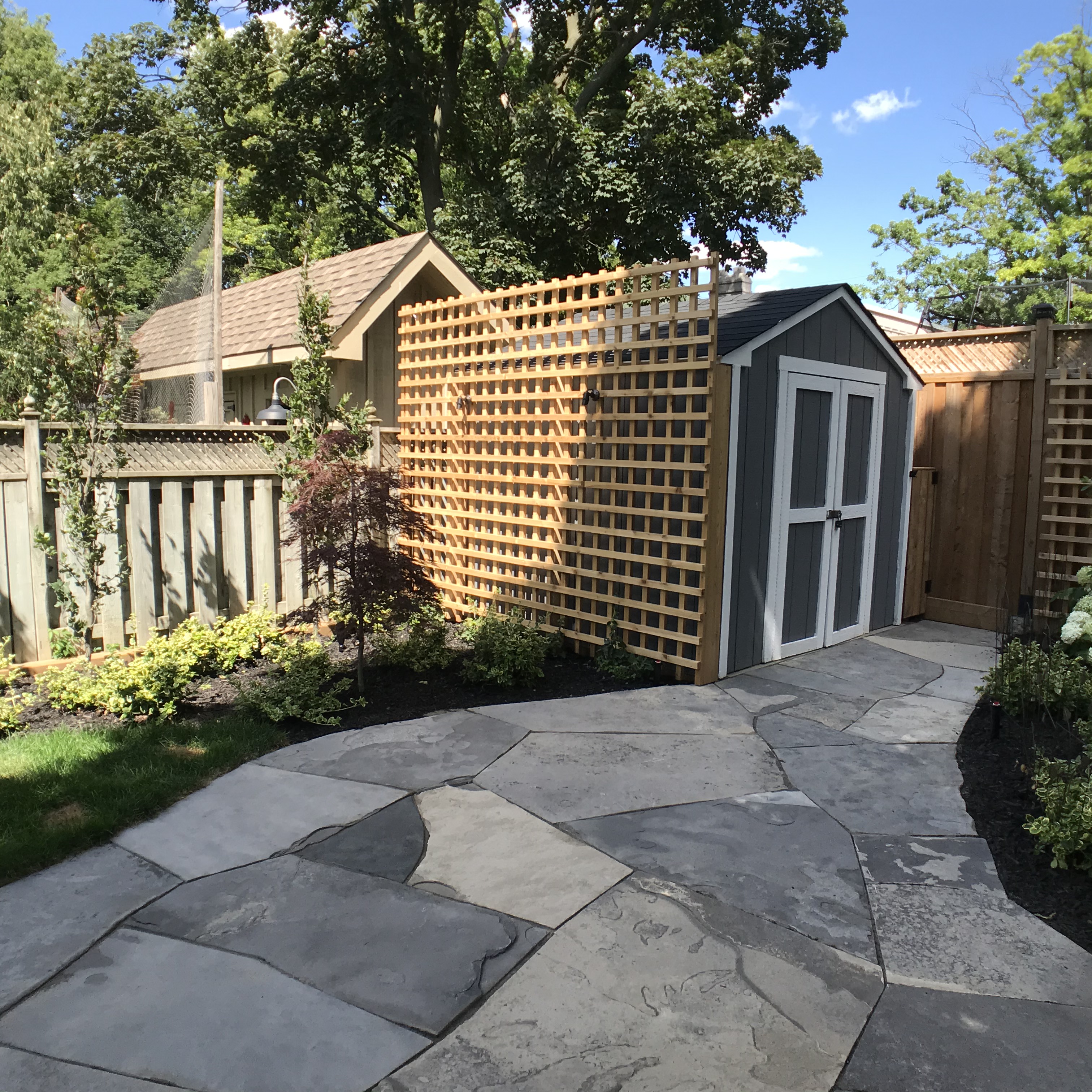 Stone Patio with large slab stone