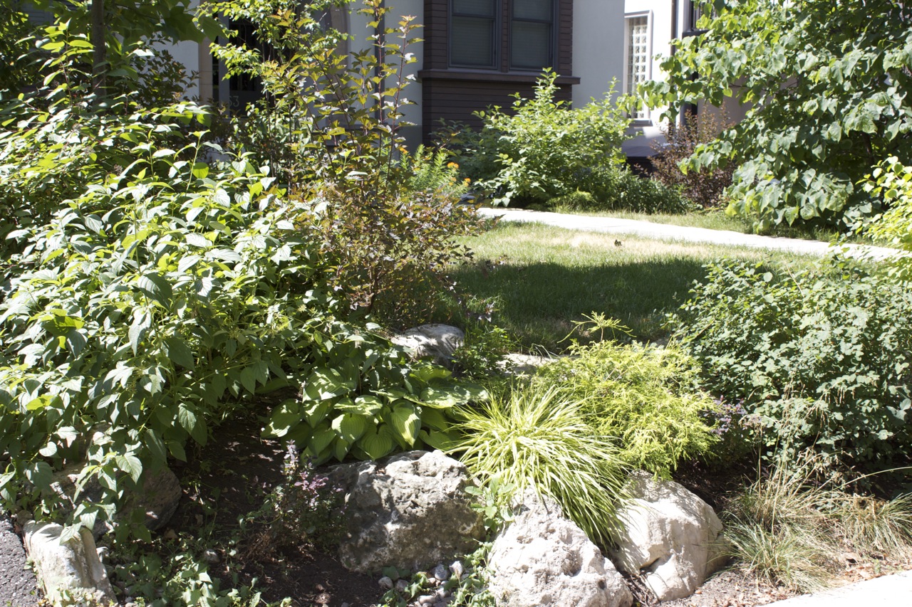 River Rock Garden Edge