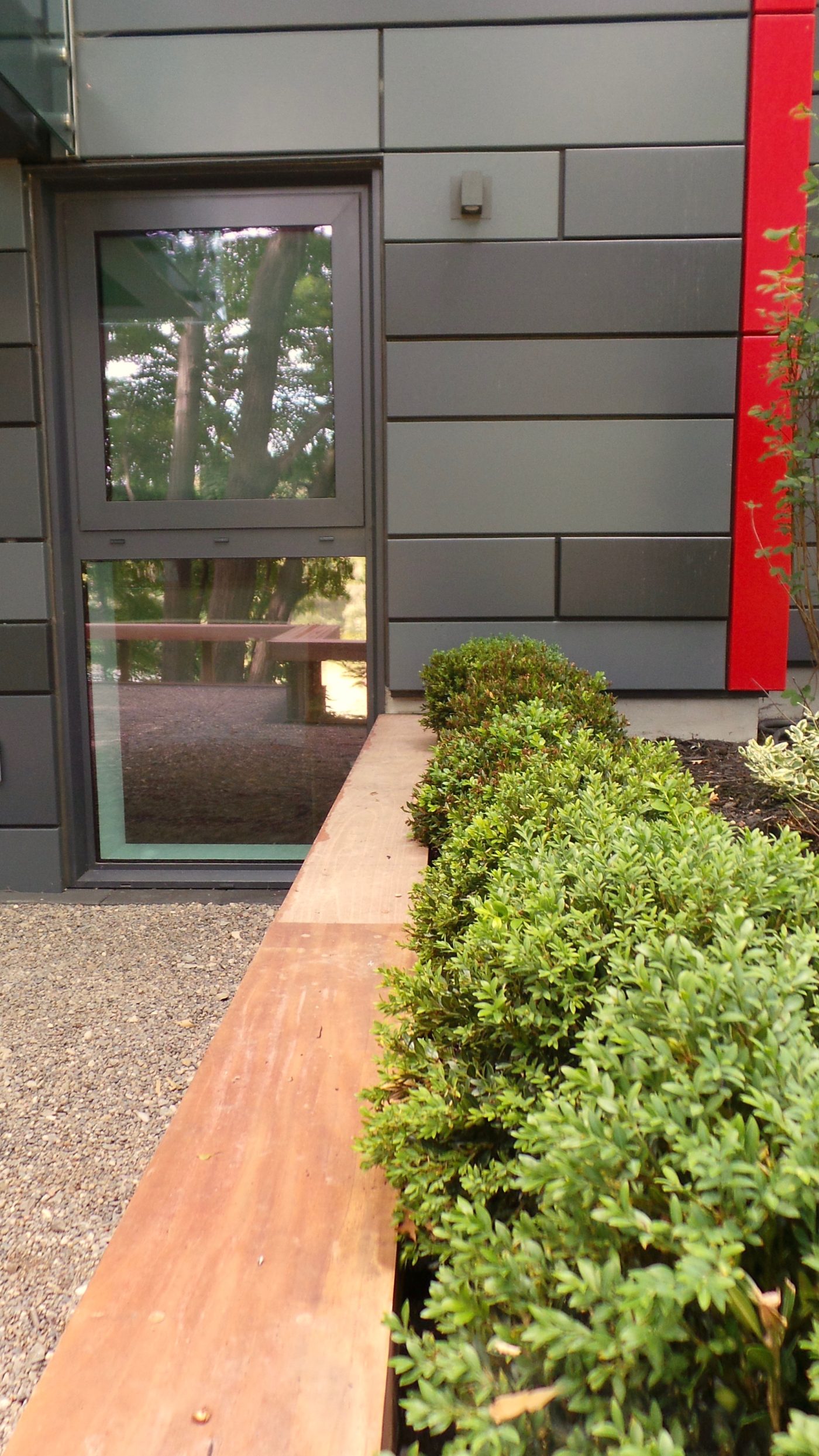 Wood Railing along with retaining wall 
