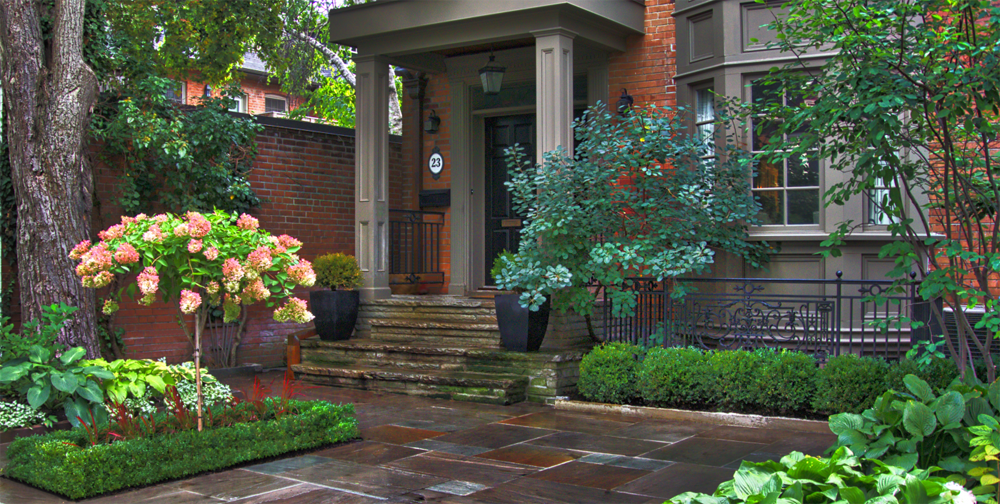 Moore Avenue Traditional Landscaping