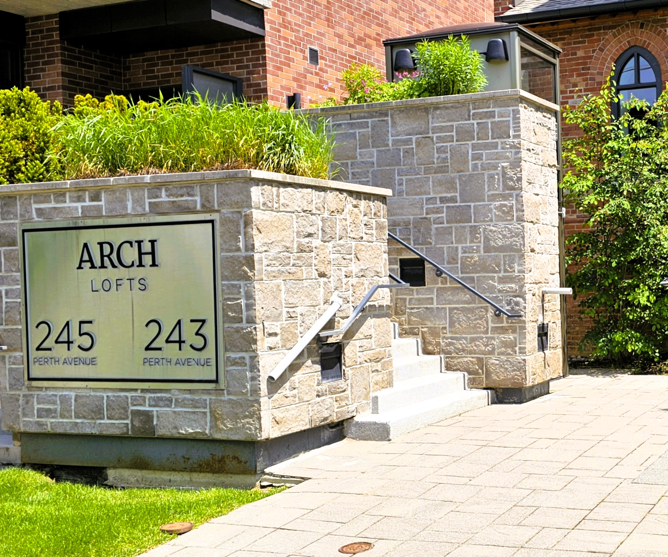 Old Church Perth Townhomes 